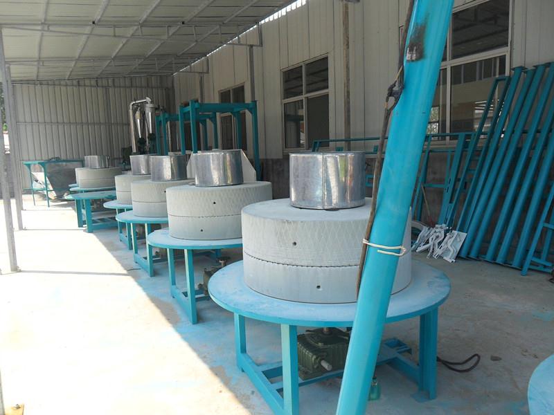 產(chǎn)品名稱：石磨圖片
產(chǎn)品型號(hào)：
產(chǎn)品規(guī)格：