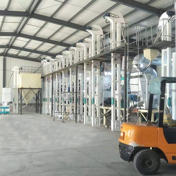 產(chǎn)品名稱：小米加工成套設(shè)備
產(chǎn)品型號(hào)：
產(chǎn)品規(guī)格：